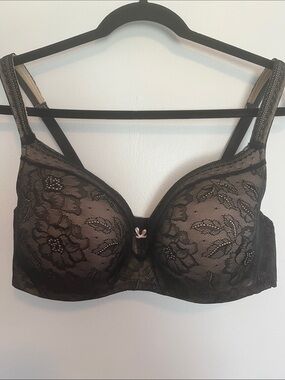 Cacique Black Lace Underwire Bra with Floral Lace and Pink Bow size 38DDD
